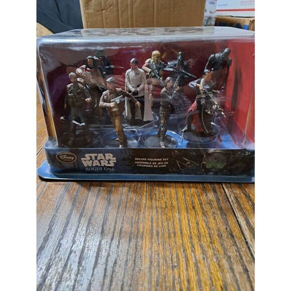 New Star Wars Disney Rogue One Deluxe Figurine Playset In Box - Picture 1 of 8